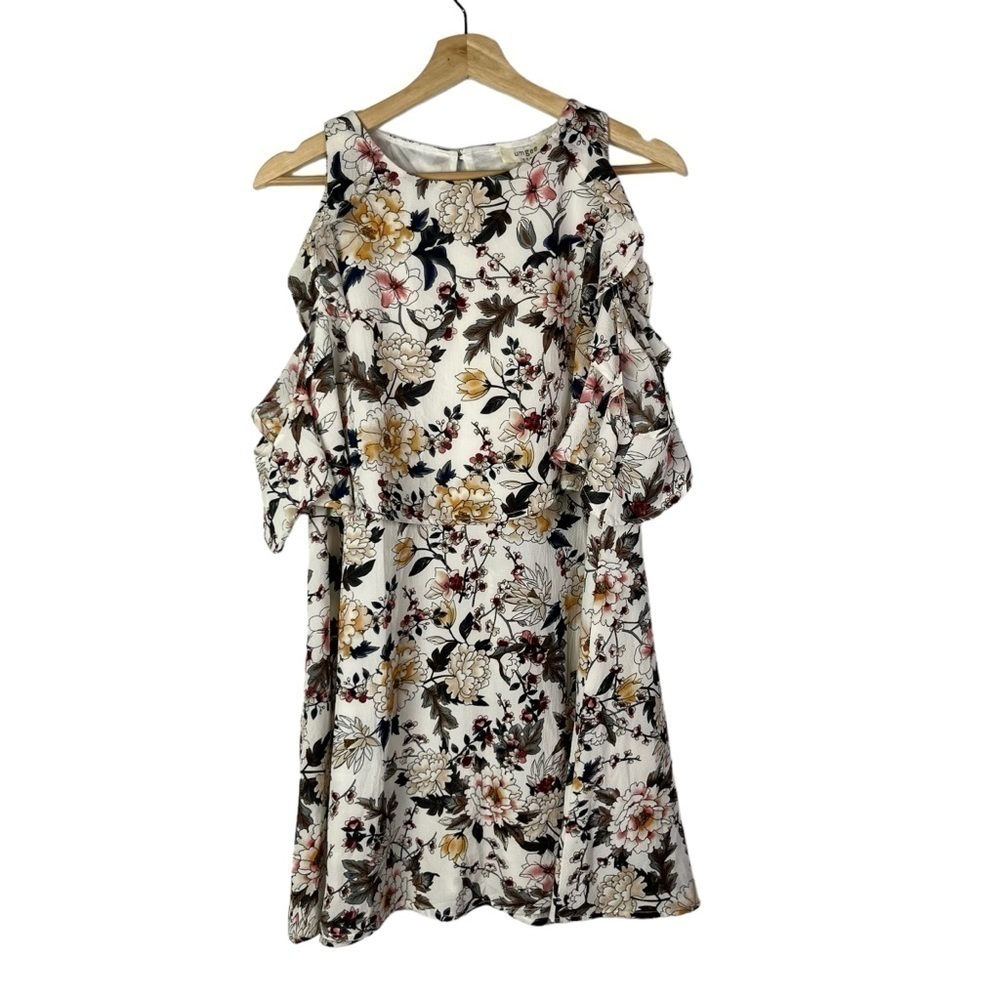 Umgee White Floral Short Ruffle Sleeve Cold Shoulder Shift Dress S